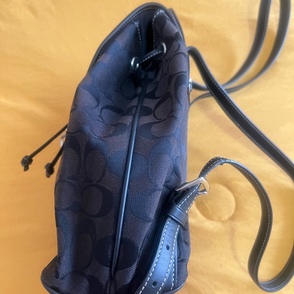 Coach back pack - Picture 9 of 13